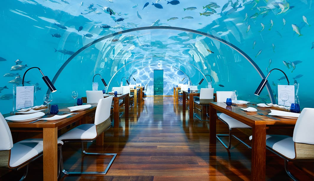 ithaa-undersea-restaurant-1063x614-1